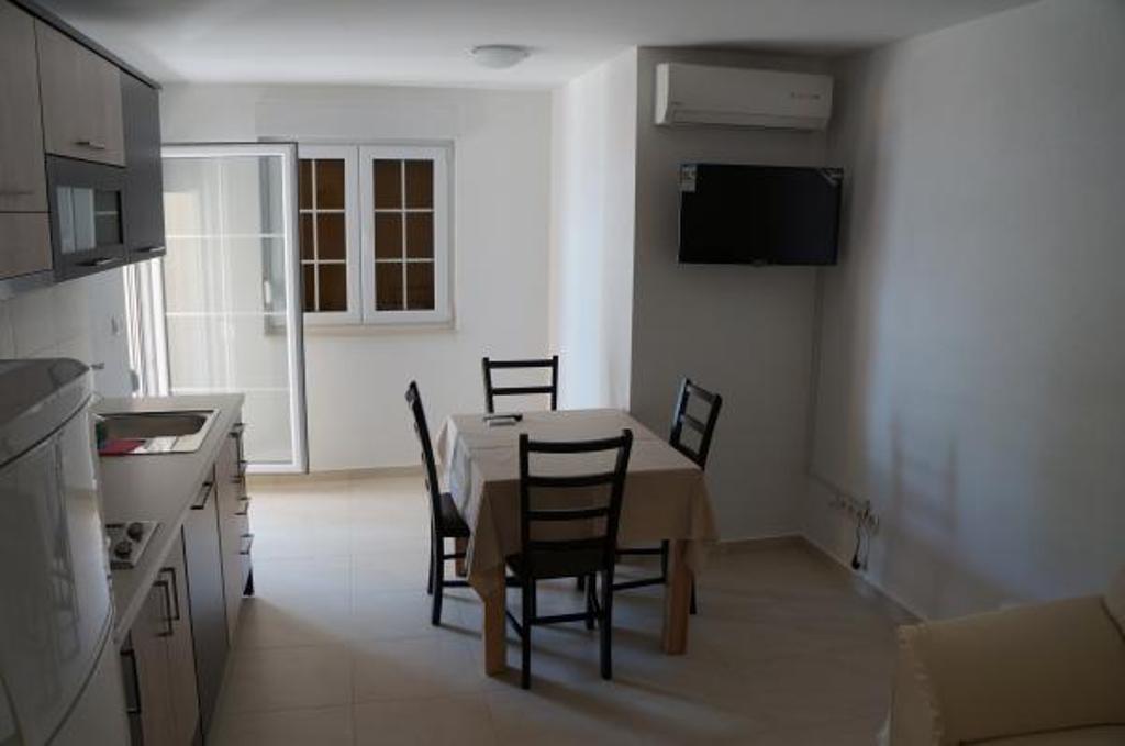 Apartments Karlo 바스카보다 객실 사진