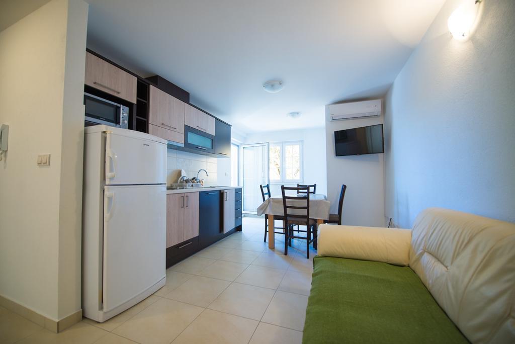 Apartments Karlo 바스카보다 객실 사진