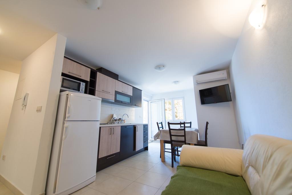 Apartments Karlo 바스카보다 객실 사진